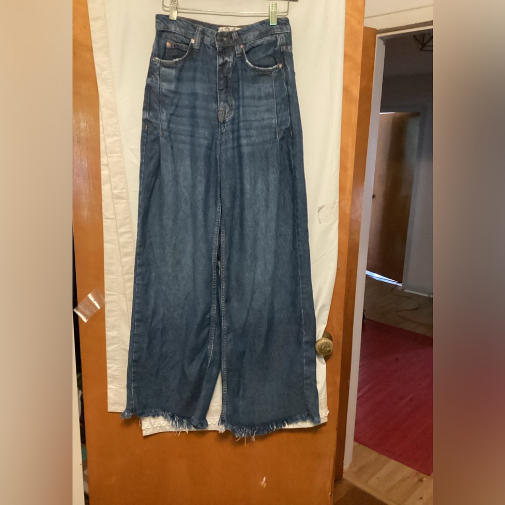 WE THE FREE WIDE LEG JEANS Sz 24 # boho # wide leg # hippie # festival